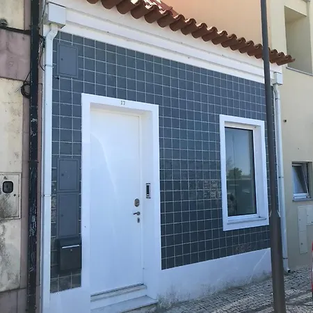 Cantinho Do Canal Holiday home *